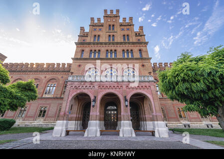 Edificio principale di Yurii Fedkovych Chernivtsi National University (ex residenza di Bukovinian e Metropoliti dalmata) in Chernivtsi, Ucraina Foto Stock