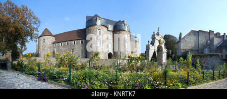 Fortificata al museo-castello di Boulogne-sur-Mer o Chateau d'Aumont, ex fortezza medievale Foto Stock