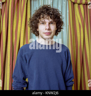 Simon Amstell, inglese comico, presentatore della televisione, sceneggiatore, regista e attore. Londra Inghilterra, Regno Unito. Foto Stock