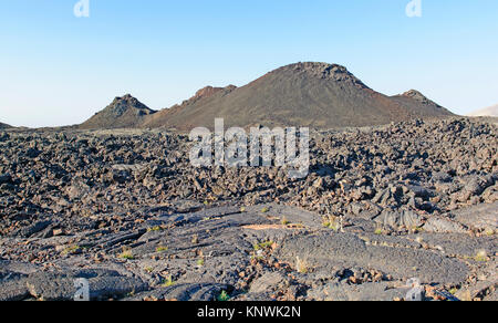 Paesaggio vulcanico a crateri della luna monumento nazionale su una chiara mattina Foto Stock