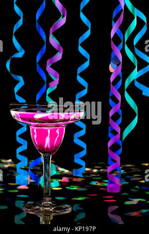 Pink martini e streamers Foto Stock