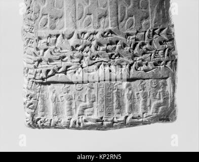 Immagine di una custodia per tablet cuneiforme impressa da quattro guarnizioni cilindriche in stile assiro e anatolico per tablet 66.245.17a, che documenta un prestito in argento. Foto Stock