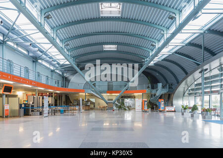 Karlovy Vary, Repubblica Ceca - 7 settembre, 2017. Aeroporto di Karlovy Vary interno nuovo aeroporto. Repubblica ceca. Foto Stock