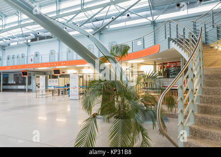 Karlovy Vary, Repubblica Ceca - 7 settembre, 2017. Aeroporto di Karlovy Vary interno nuovo aeroporto. Repubblica ceca. Foto Stock