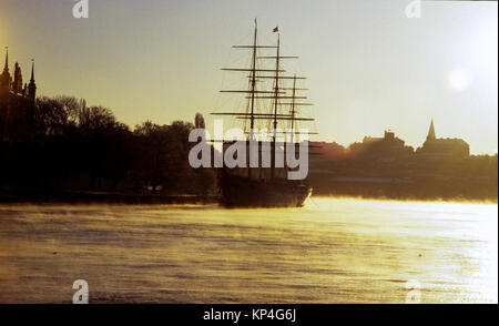 AF CHAPMAN ostelli a Stoccolma nel winterlight e seascape 2009 ex nave scuola per la marina militare svedese costruito 1888 a Whitehaven,denominato G.D.Kennedy Foto Stock