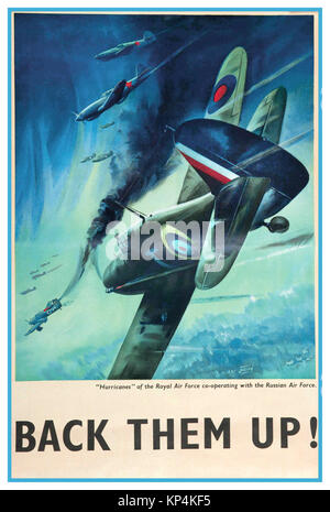 1940 British UK poster di propaganda 'Backup' R.A.F. Hawker uragani lungo e cooperante con la Russia sovietica velivoli Luftwaffe attacco Stukas Foto Stock