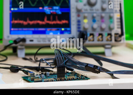 Scheda di circuito per la diagnostica e la riparazione Foto Stock