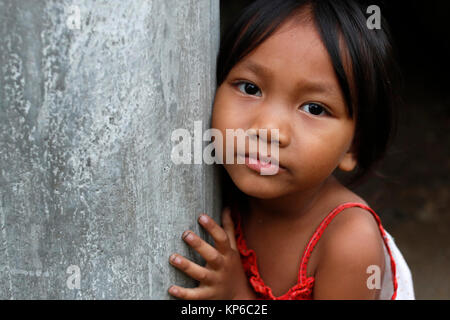 Bahnar (Ba Na) gruppo etnico. Giovane ragazza. Ritratto. Kon Tum. Il Vietnam. Foto Stock