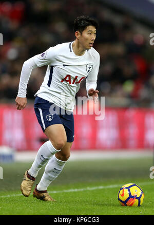 Son Heung-min di Tottenham Hotspur durante la partita della Premier League al Wembley Stadium di Londra. PREMERE ASSOCIAZIONE foto. Data immagine: Mercoledì 13 dicembre 2017. Vedi PA storia CALCIO Tottenham. Il credito fotografico dovrebbe essere: Nigel French/PA Wire. RESTRIZIONI: Nessun utilizzo con audio, video, dati, elenchi di apparecchi, logo di club/campionato o servizi "live" non autorizzati. L'uso in-match online è limitato a 75 immagini, senza emulazione video. Nessun utilizzo nelle scommesse, nei giochi o nelle pubblicazioni di singoli club/campionati/giocatori Foto Stock