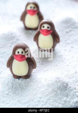 Cioccolatini a forma di pinguini Foto Stock