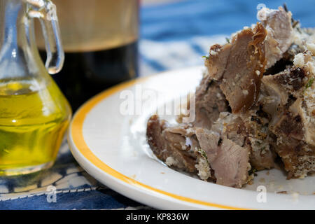 Cotta la gamba di agnello Foto Stock