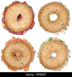 Collage di bagel rotoli con salame prosciutto formaggio fresco salmone rilasciare dal di sopra Foto Stock