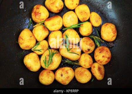 Fried baby,patate fritte baby,patate fritte baby,patate fritte patate baby Foto Stock