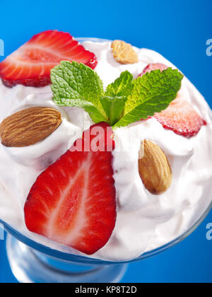 Fragola crema,FRAGOLA Crema,FRAGOLA Crema,FRAGOLA Crema,FRAGOLA Crema,FRAGOLA Crema,FRAGOLA Crema,FRAGOLA Crema Foto Stock