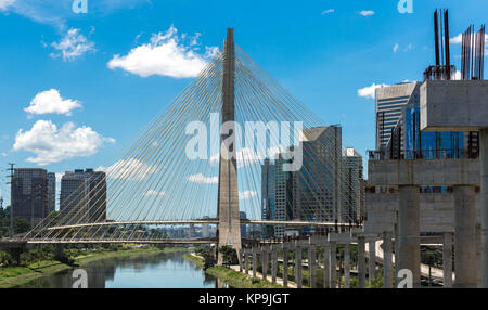 Il più famoso ponte nella città di Sao Paulo, Brasile Foto Stock