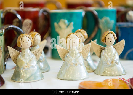 Decorazioni di Natale - molto carino angeli di ceramica Foto Stock