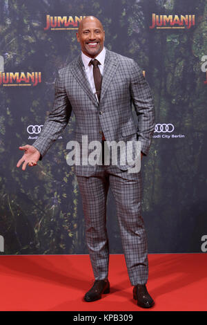 Berlino, Germania, 06 dicembre, 2017. Dwayne Johnson frequentando il 'Jumanji: Welcome To The Jungle' Premiere detenute in corrispondenza del CineStar, Sony Center di Potsdamer Platz Foto Stock