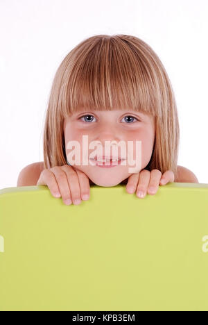 Modello di rilascio, bionde Maedchen, 5 Jahre, im Portrait - ragazza bionda, 5 anni, in verticale Foto Stock