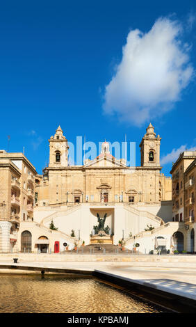 Immacolata Concezione chiesa in Vittoriosa, Le Tre Città, Malta, su un luminoso giorno Foto Stock