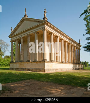 Stowe Landscape Garden, Tempio della Concordia e vittoria, Buckinghamshire, Inghilterra Foto Stock