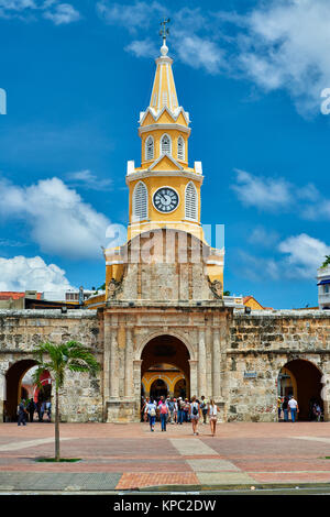 Bloccare la Torre La Torre del Reloj e Plaza de la Paz, Cartagena de Indias, Colombia, Sud America Foto Stock