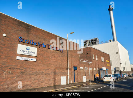 Strathclyde distilleria di whisky producendo Chivas fratelli e Ballantines whiskey in Glasgow, Regno Unito Foto Stock