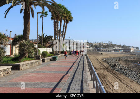 Maspalomas dune di sabbia, Playa del Inglés resort per vacanze isole Canarie di Gran Canaria,isola spagnola, al largo della costa del nord Africa occidentale dicembre 2017 Foto Stock