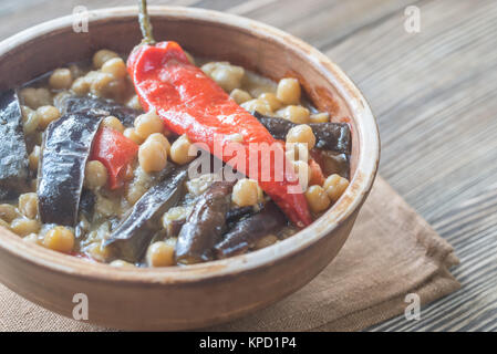 Melanzane e curry di ceci Foto Stock