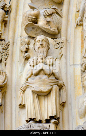 Parigi, Francia. La cattedrale di Notre Dame / Notre Dame de Paris. Portale del Giudizio Universale - Facciata dettaglio Foto Stock