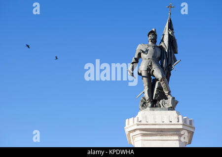 Statua di Hernan Cortes, Medellin, Spagna Foto Stock