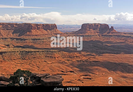 Altipiani e Mesas del West nella luce della sera Foto Stock