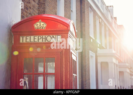 Telefono rosso booth a Londra Foto Stock