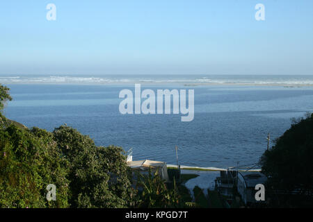 Alta Marea in un caravan park, Hermanus, Sud Africa Foto Stock