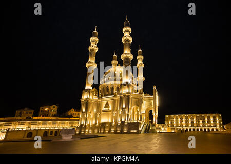 Il nuovo Heydar moschea di Baku, Azerbeijan. Foto Stock