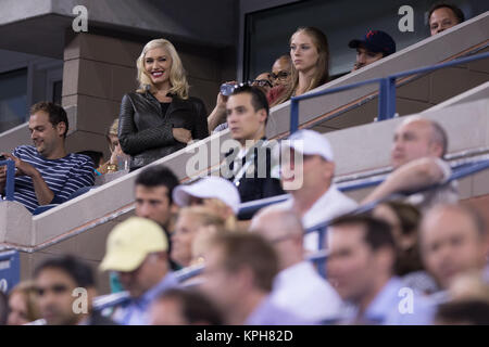 FLUSHING NY- 04 settembre: Gwen Stefani, il giorno undici del 2014 US Open al USTA Billie Jean King National Tennis Center il 4 settembre 2014 nel quartiere di lavaggio del Queens Borough of New York City People: Gwen Stefani Foto Stock