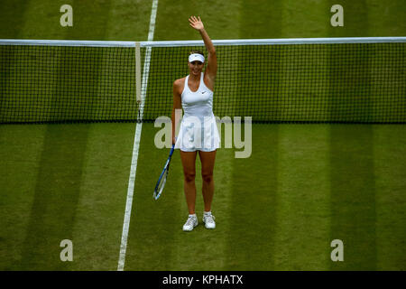 Londra, Inghilterra - 26 giugno: Maria Sharapova il giorno 4 di Wimbledon Lawn Tennis campionati a tutti England Lawn Tennis e Croquet Club a Wimbledon il 25 giugno 2014 in London, England People: Maria Sharapova Foto Stock