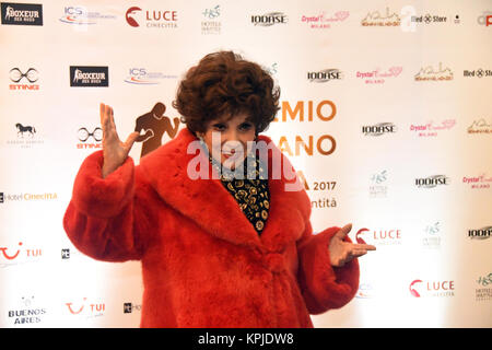 Roma, Italia. Il 15 dicembre, 2017. Roma Italia 15-12-2017- Giuliano Gemma Award, Gina Lollobrigida Credito: Giuseppe Andidero/Alamy Live News Foto Stock