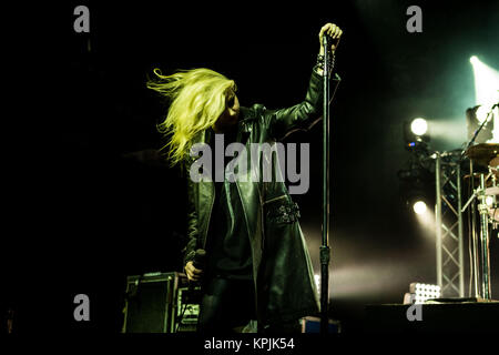 Milano, Italia. Il 15 dicembre, 2017. Il abbastanza temerario eseguire live all'Alcatraz a Milano Credito: Roberto Finizio/Alamy Live News Foto Stock