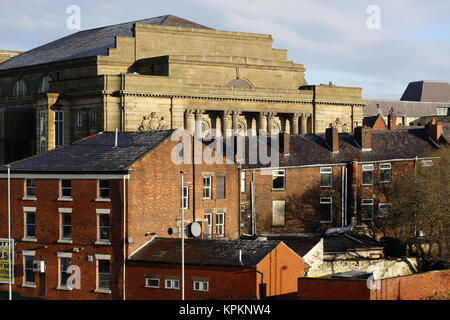 Blackburn fotografata da Feilden Street car park in mattinata a dicembre. Foto Stock