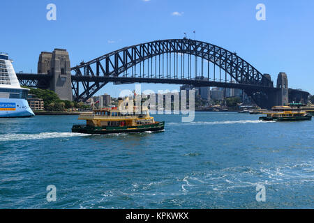 Il Ponte del Porto di Sydney e il Sydney Harbour, Sydney, Nuovo Galles del Sud, Australia Foto Stock