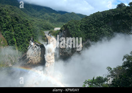San Rafael cade. La cascata più grande in Ecuador Foto Stock