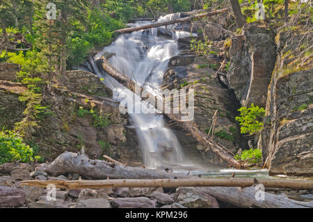 Cascate Nascoste in montagna Foto Stock