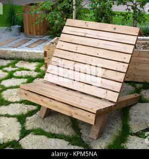 Giardino in legno poltrona, close up Foto Stock