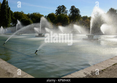 Fontane nel Parco di Battersea, Londra, Inghilterra Foto Stock