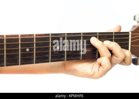 Donna con le mani in mano suonare la chitarra acustica Foto Stock