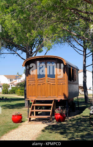 Gypsy Caravan utilizzati come decorazione Foto Stock