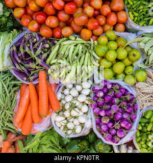 Colorata frutta fresca e verdura Foto Stock