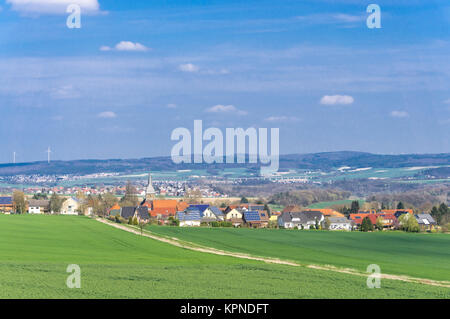 Vista di un piccolo villaggio chiamato EdermÃ¼nde in Europa, in Germania vicino a Kassel Foto Stock