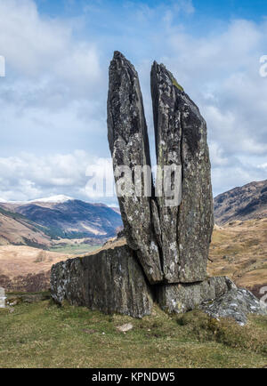 Le mani di preghiera di Maria a Glen Lione Scozia Foto Stock