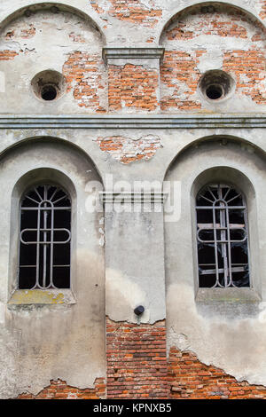 Bruciò XVII secolo la chiesa di San Michele Arcangelo a Stara Sil - Ucraina Occidentale Foto Stock